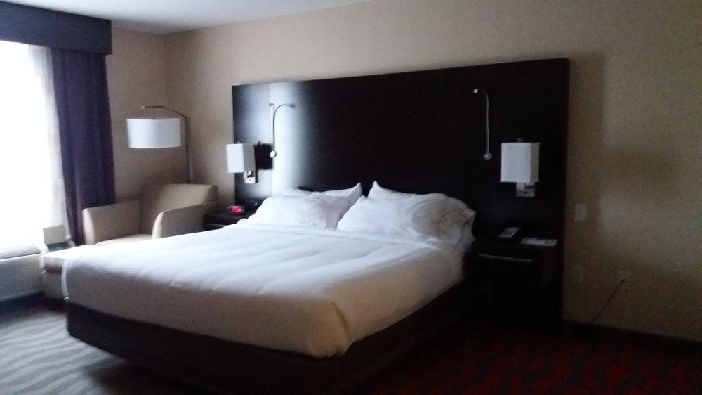 Holiday Inn Express Hotel & Suites Waterford By Ihg Eksteriør billede