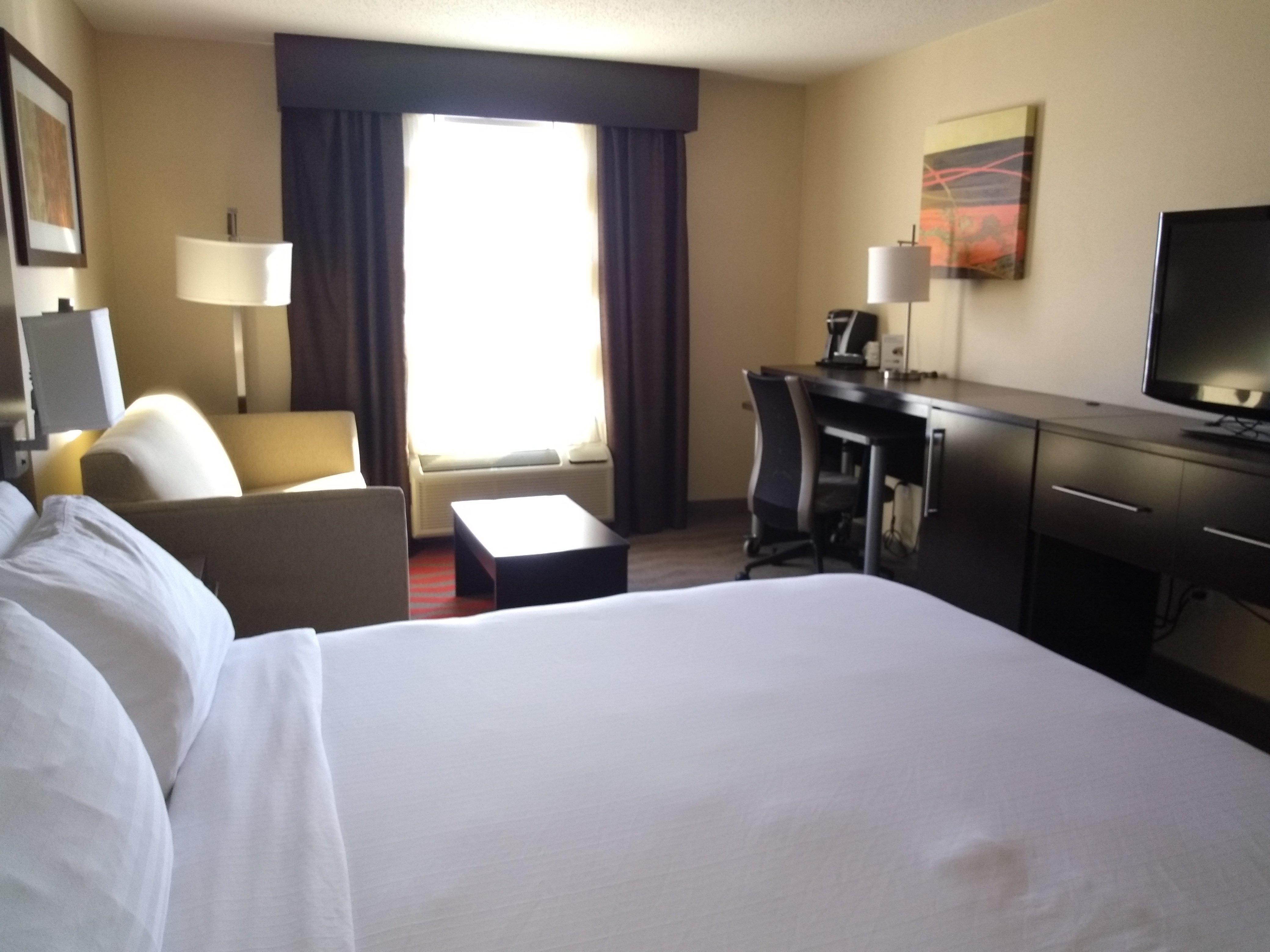 Holiday Inn Express Hotel & Suites Waterford By Ihg Eksteriør billede