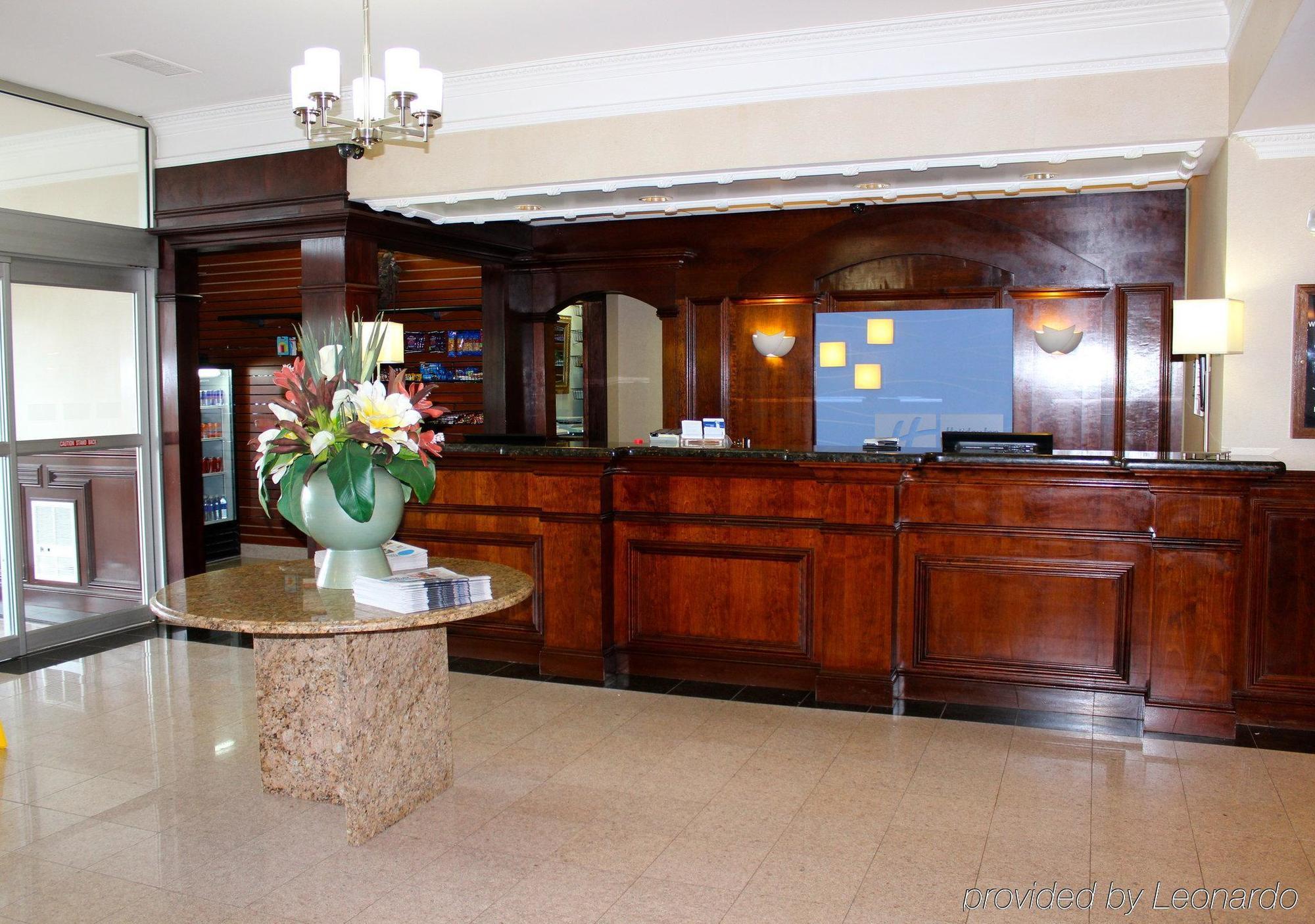 Holiday Inn Express Hotel & Suites Waterford By Ihg Eksteriør billede